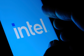 英特爾打錯算盤！晶圓代工部慘賠70億美元 股價重摔
