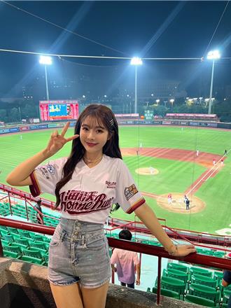 独》倪暄甩低潮重回乐天！惊喜开球「大跳陈晨威应援」自嘲没被打倒