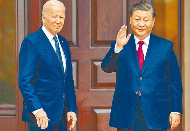 美国总统拜登（左）和大陆领导人习近平（右）通电话；图为先前会面情形。（美联社资料照片）