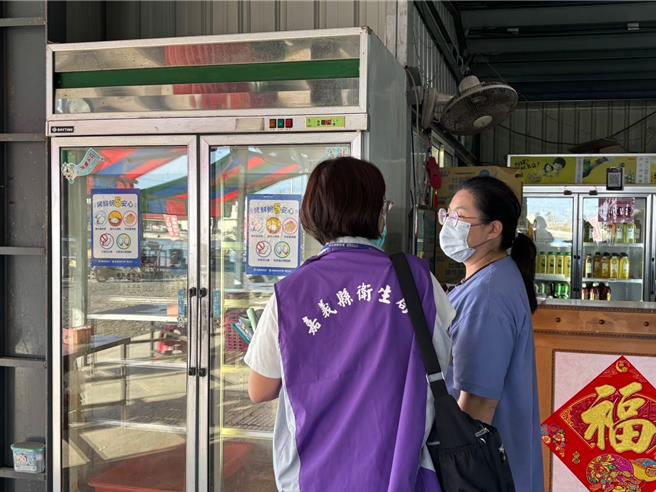 卫生局启动专案稽查、辅导业者落实卫生自主管理。（嘉义县政府提供∕吕妍庭嘉义传真）