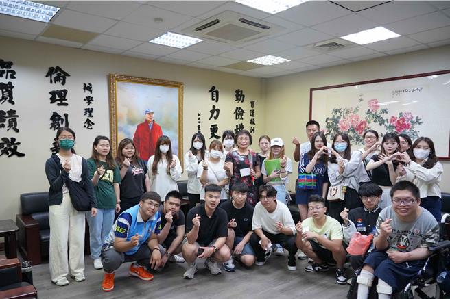 育达科大社会工作系于4月2日社会工作日当天举办「育达有爱、社工传情」社工周系列活动。（育达科大提供／谢明俊苗栗传真）