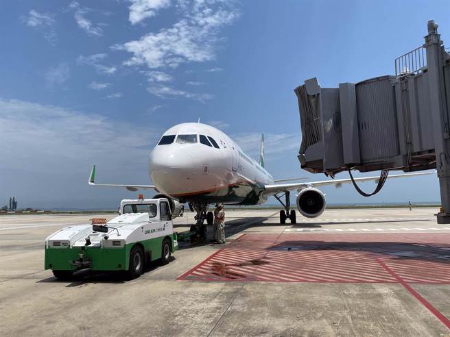 地震交通中断，立荣航空加开台北往返花莲航班。（示意图／于家麒摄）