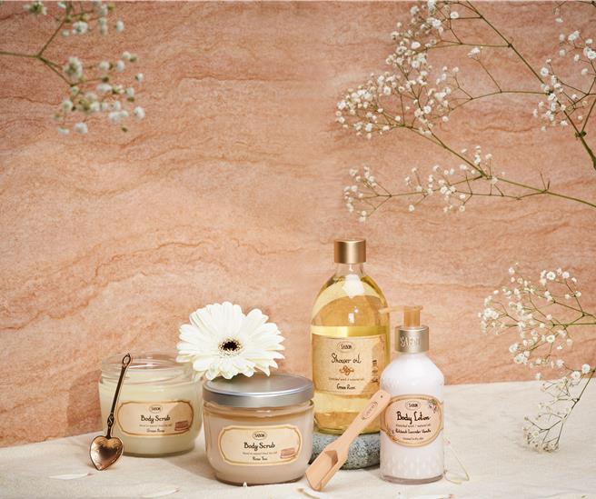 京站的SABON於4日開幕，首4日消費滿2800元加贈限量沐浴油50ml。（京站提供／朱世凱台北傳真）