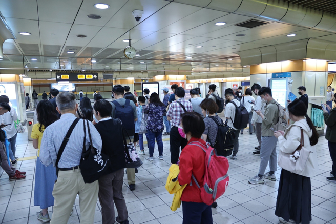 今（3）日上午台北捷运因地震一度停驶。（示意图／记者陈信翰摄）