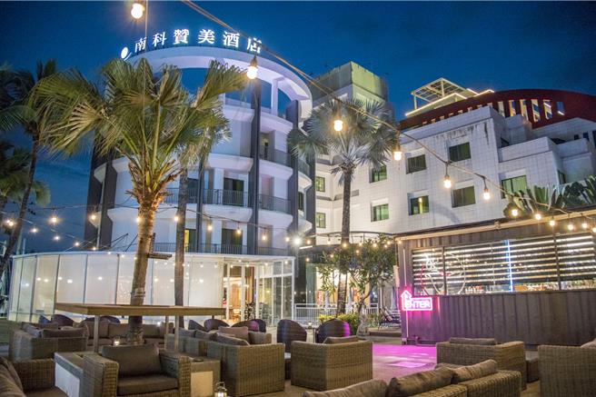 赞美酒店每晚住宿要价近3500元，作为花莲震灾中继休息仅收费880元。（赞美酒店提供／宝智华台南传真）