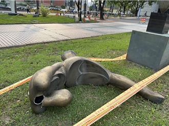 部桃醫院雕塑遭花蓮強震震倒 市價120萬盼保險理賠