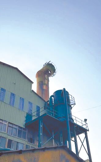 虎尾糖廠百年煙囪斷頭 野柳女王頭安然無恙