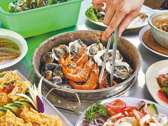 嘉縣 烤蚵吃到飽 務必烤熟不過量