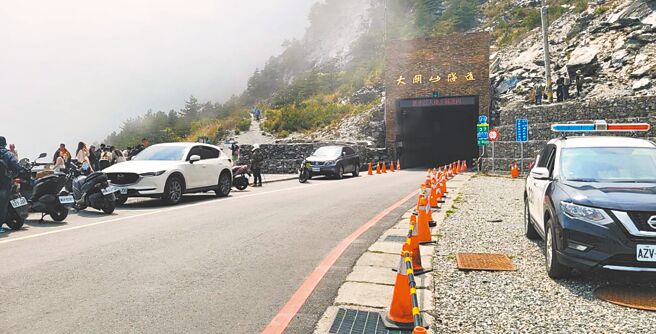 南橫公路風景宜人，但三工處人員建議民眾在花蓮大地震之後暫時不要上山。（本報資料照片）