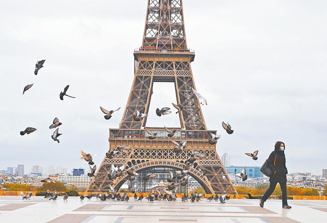 巴黎艾菲尔铁塔。（本报资料照片）