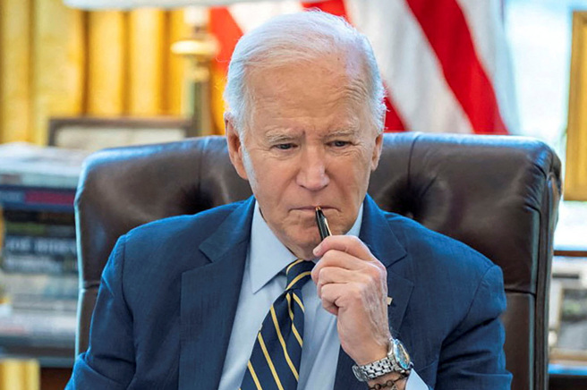 拜登三年，杯盤狼藉，所幸，台海局勢相對和平穩定。（圖／路透）