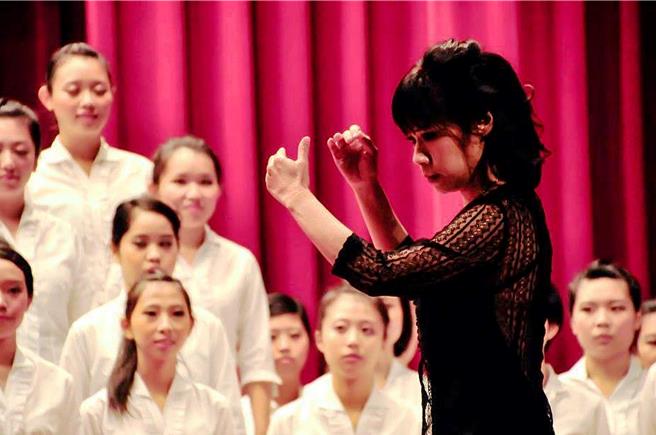 台北电台《台北好国乐》节目荣获第49届AWM葛蕾西奖「地区电台-非英语类节目」奖项。节目主持人刘马利（黑衣者）为专业音乐人及媒体人，曾多次入围广播金钟奖并获奖。（台北电台提供／丁上程台北传真）