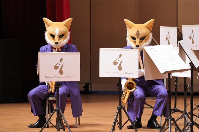 今年基隆的童話藝術節首度引入來自日本的「動物樂團」表演，於基隆表演藝術中心演藝廳演出『一童搖擺』親子音樂會。基隆市長謝國樑表示，會繼續努力將更多表演團體引入基隆。（基隆市政府提供／徐佑昇基隆傳真）