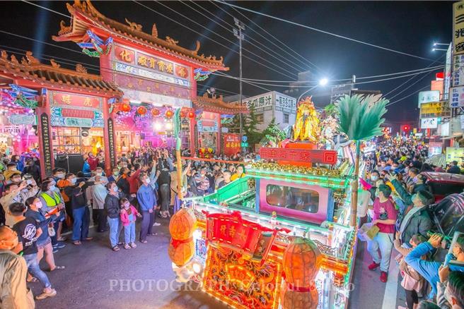 善化慶安宮媽祖藝術祭定６日登場，藝閣遶境將讓善化街區璀璨奪目。（資料照片／寶智華台南傳真）