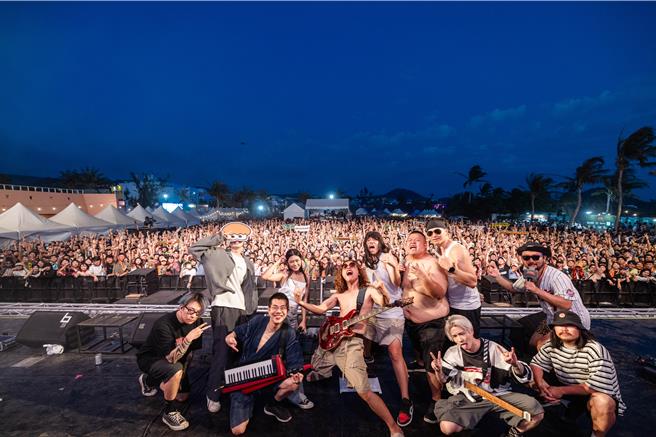 台湾祭4日起登场，首日参与人次达26万人次，创下歷年新高，而活动第2天再掀高潮，屏县府宣布与日本神户Coming Kobe音乐祭缔结姊妹活动。（屏县府提供／谢佳潾屏东传真）