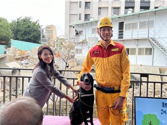 全國災害搜救犬IRO國際評量 竹市領犬員、搜救犬勇奪第1