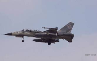 IDF戰機掛載2枚增程「奔劍飛彈」   執行戰備首度曝光