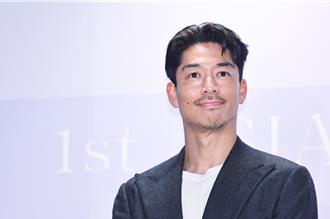 地震當下跟林志玲在家…兒「腳被椅子卡住」！AKIRA霸氣連人帶椅抱起衝出家門