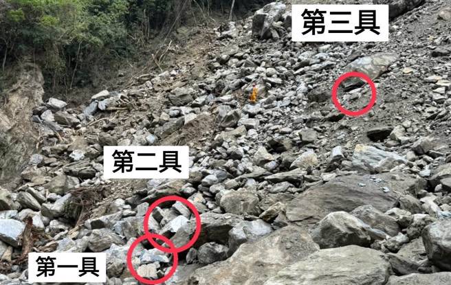 砂卡礑步道尋獲第3名罹難者，根據身上證件確認是21歲胡姓女子。（搜救隊提供）