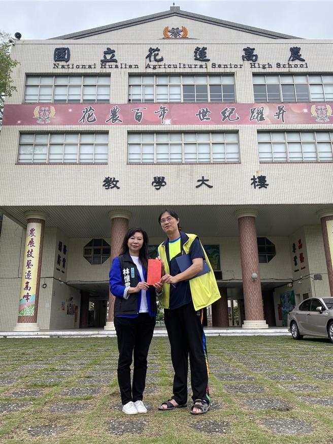 天王星受灾阿嬷拿不回救命钱 ，林忆君捐孙女上万助学金度难关。（林忆君提供／杨亚璇台北传真）