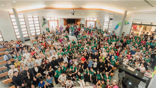 台東基督長老教會百周年慶，全台各地牧長及信徒、近500人齊聚一堂。（台東基督長老教會提供／蕭嘉蕙台東傳真）