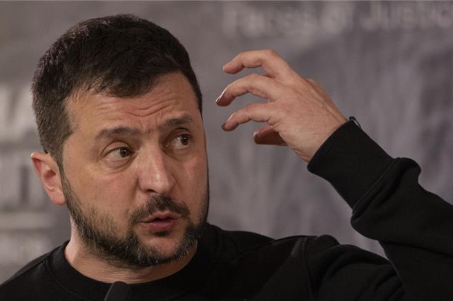 乌克兰总统泽伦斯基警告，如果俄罗斯继续密集的远程轰炸行动，乌克兰可能会耗尽防空飞弹。（美联社）