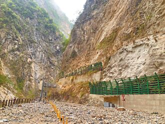 地震、食安雙風暴 觀光類股剉咧等