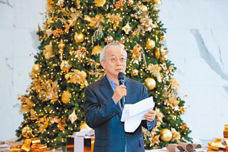 開發金控董座黃思國退休 楊文鈞暫代