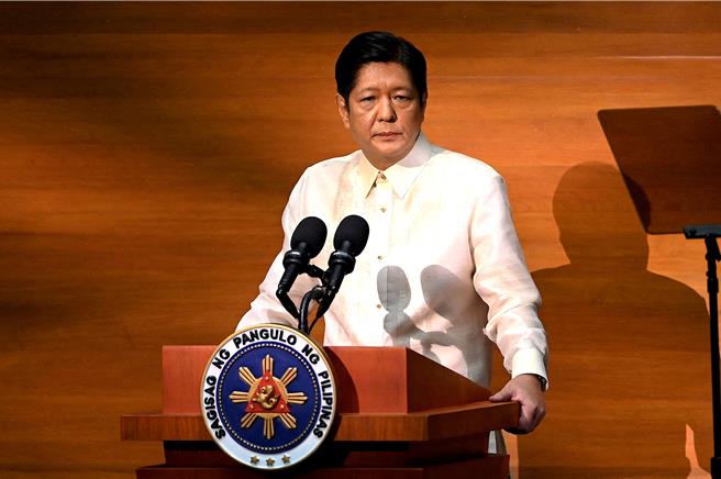 菲律宾总统小马可仕（Ferdinand Marcos）呼吁继续与中国对话，以防止南海发生更多撞船和使用高压水枪等事件。（路透社）