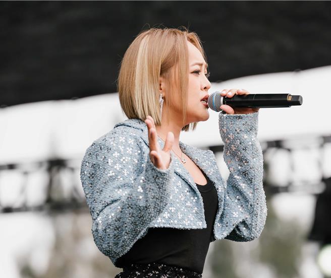 戴爱玲受邀参与2024年香港「春浪音乐节」演出。（华纳音乐提供）