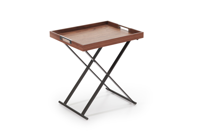 原PO买了折迭桌却不知如何发挥用途。（示意图，shutterstock／达志）