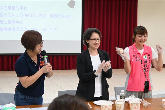 副總統當選人蕭美琴今天下午前往苗栗為徐筱菁站台。（李京昇攝）