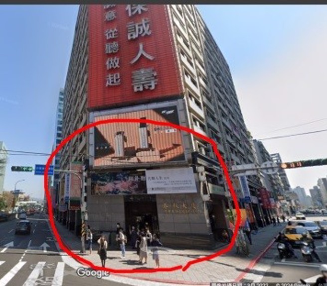 春秋大樓剪力牆。（圖／作者提供）