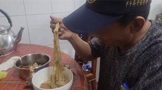 「鴻興漁」號船長還原失聯始末 啖豬腳麵線親揭疑點