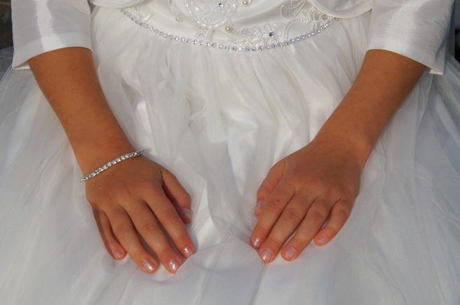 西非迦納一名6旬部落大祭司娶12歲女童為妻，婚禮現場畫面曝光，民眾氣炸呼籲當局介入調查。（示意圖：Shutterstock／達志）