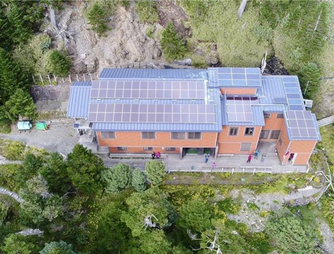 玉山国家公园管理处建议民眾暂缓山域活动，排云山庄退费期间延长至22日。（玉管处提供／杨静茹南投传真）