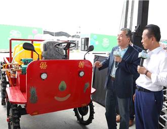 第18届国际农机资材展记者会 电动四轮搬运车最吸睛