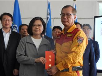 花莲大地震第8天 蔡英文到了：重建安置都会挹注资源