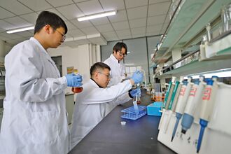 挺科創 陸祭5000億人民幣再貸款