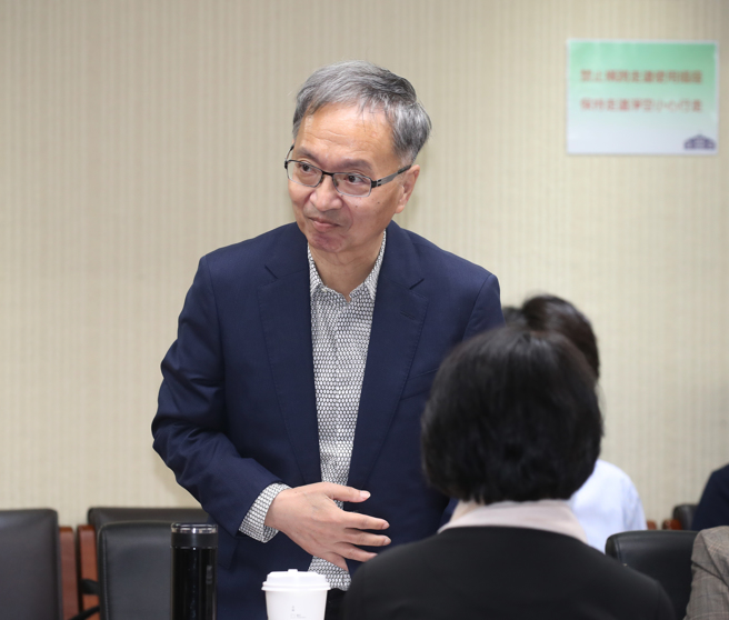 衛福部長是否留任新內閣，薛瑞元以11字回應。（圖／記者劉宗龍攝影）