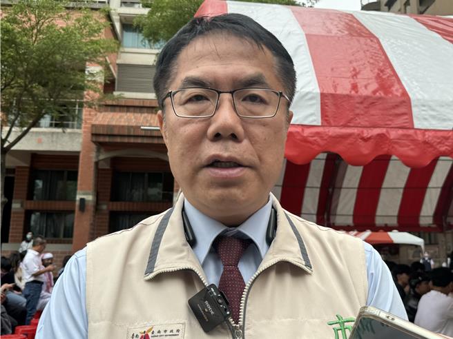 台南市長黃偉哲上午受訪針對南市府研考會主委陳淑姿接任主計長，他說，人才被看見，可喜可賀。（曹婷婷攝）