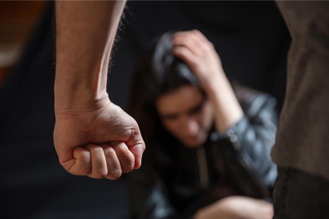 高雄市某國中女性體育組長於去年3月21日被檢舉對體育班男學生10餘人（橫跨四屆）有捏乳頭、轉乳頭等性騷事件。（本報資料照片）