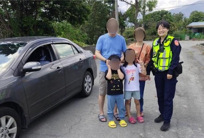 从台北驾车至台东游玩的张姓民眾一家人因误信导航而迷路，路上遇到热心的台东瑞源警方协助带路。（关山警分局提供／蔡旻妤台东传真）