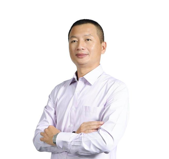 高雄高分院10日改判東港鎮長黃禎祥當選有效定讞，對此，黃開心道，感謝司法明察秋毫的判決，終於讓他可以心無旁騖的推動鎮政。（翻攝黃禎祥臉書／謝佳潾屏東傳真）