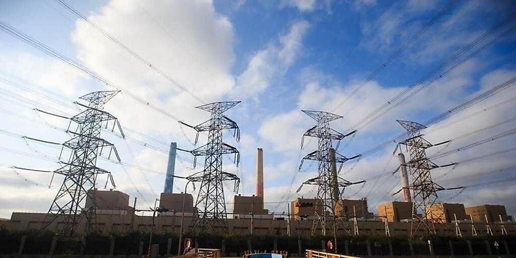 狂停電引爆民怨 台電怒轟：滑3C產品爽用電還酸言酸語 - 生活