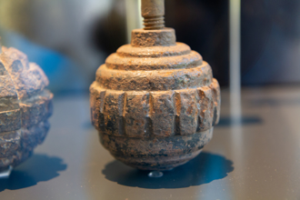 戰國古墓出土詭異木槌 纏滿462段金彈簧 可能用途曝