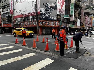 板橋自來水管破裂 順利修復恢復通車