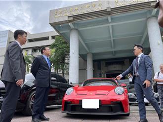 190萬買保時捷衰爆！車商合約寫 「里程僅供參考」不起訴