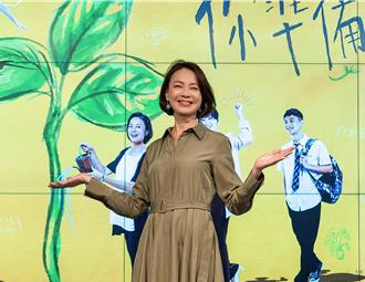 金鐘視后這樣斷絕鹹豬手！柯淑勤懂自保：哪個男藝人敢對我下手？