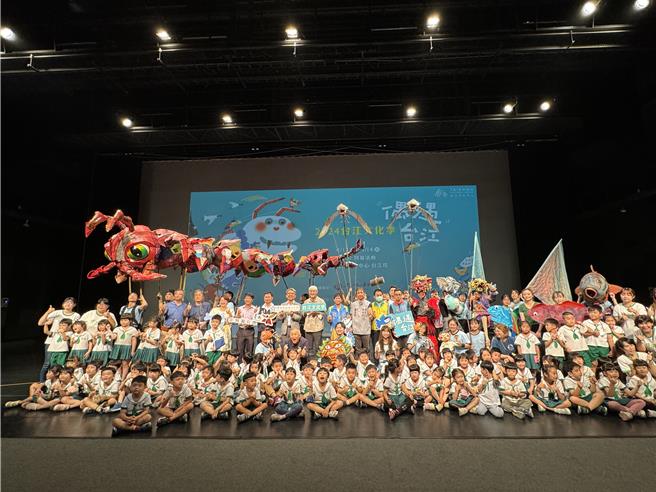 2024台江文化季13、14日亮点是「百足好神」大游行。（曹婷婷摄）